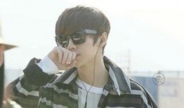 要爆料的男星是谁呀视频,当红男星身份大曝光，视频揭露惊人真相！