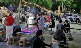 网红爆料地摊事件视频,揭秘街头热传视频背后的真相