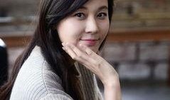 金荷娜女教师在线观看,在线观看，揭秘校园情感纠葛