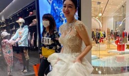 李小冉爆料刘烨视频播放,视频播放引发热议