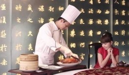 爆料阿芳夫妇的视频播放,揭秘生活点滴与情感纠葛